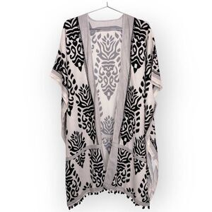 Black and White Patterned Swim Coverup